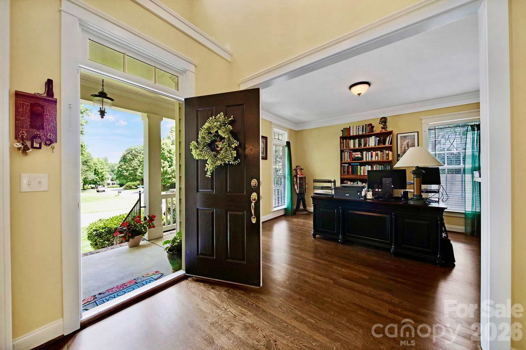1512 Calvin Hal Road