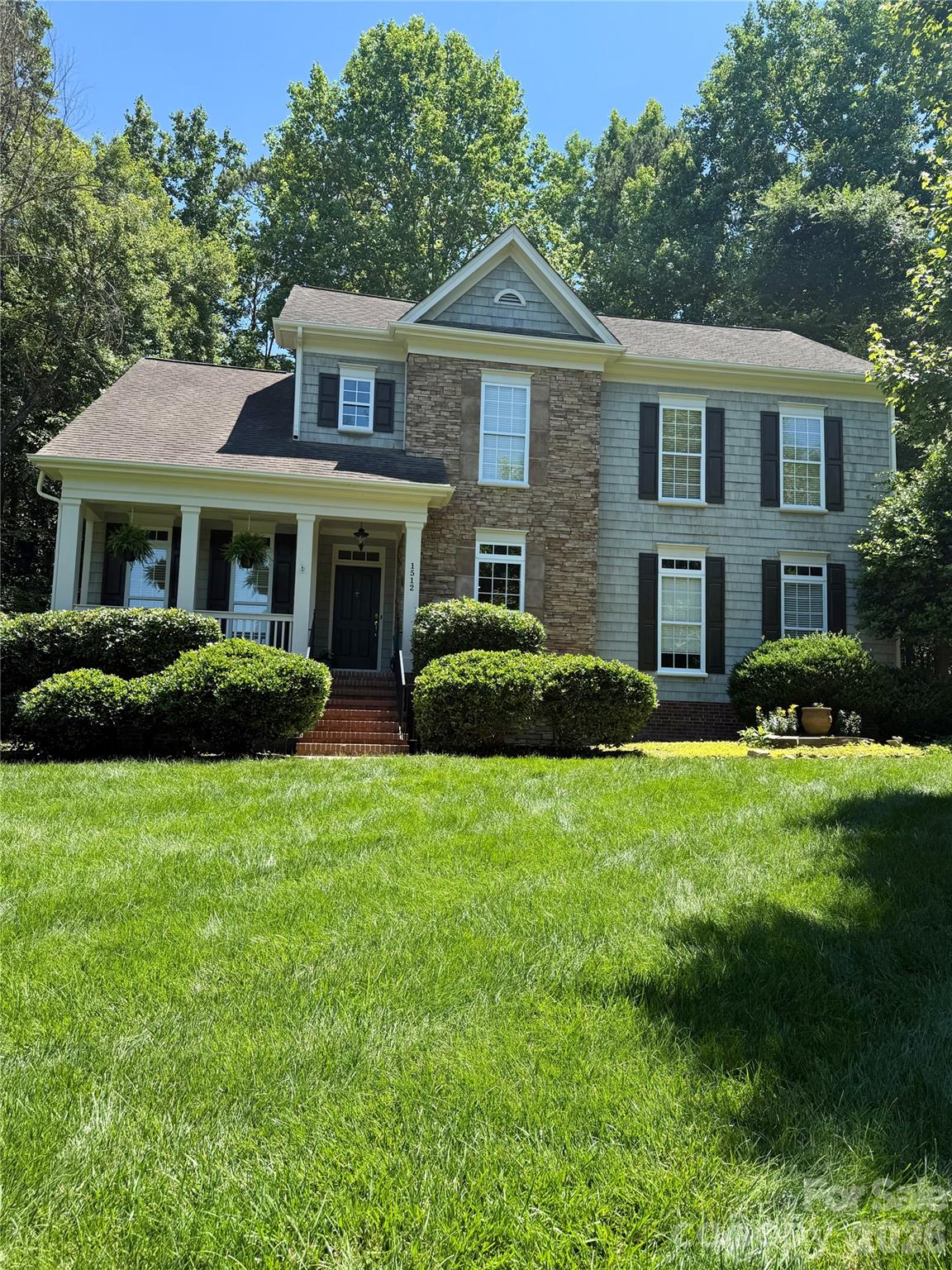 1512 Calvin Hal Road