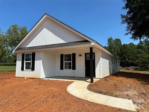 A home in Clover