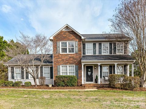 Photo of 2795 Cold Springs Road, Concord, NC 28025 (MLS # 4351064)