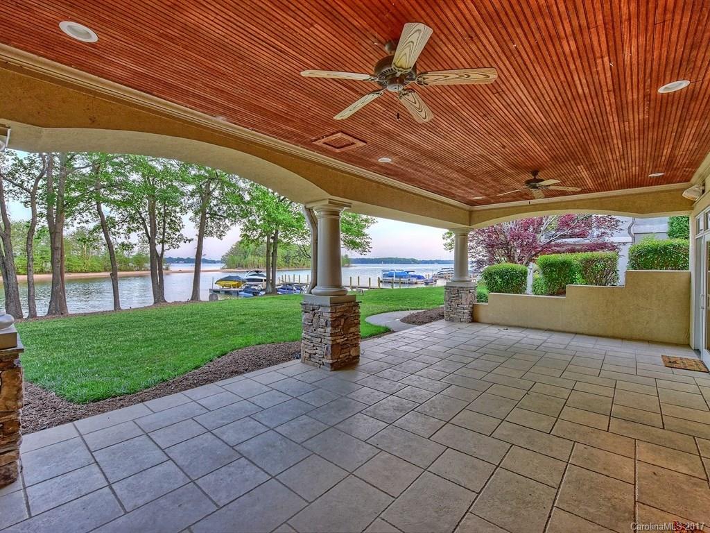 The Peninsula - Residential