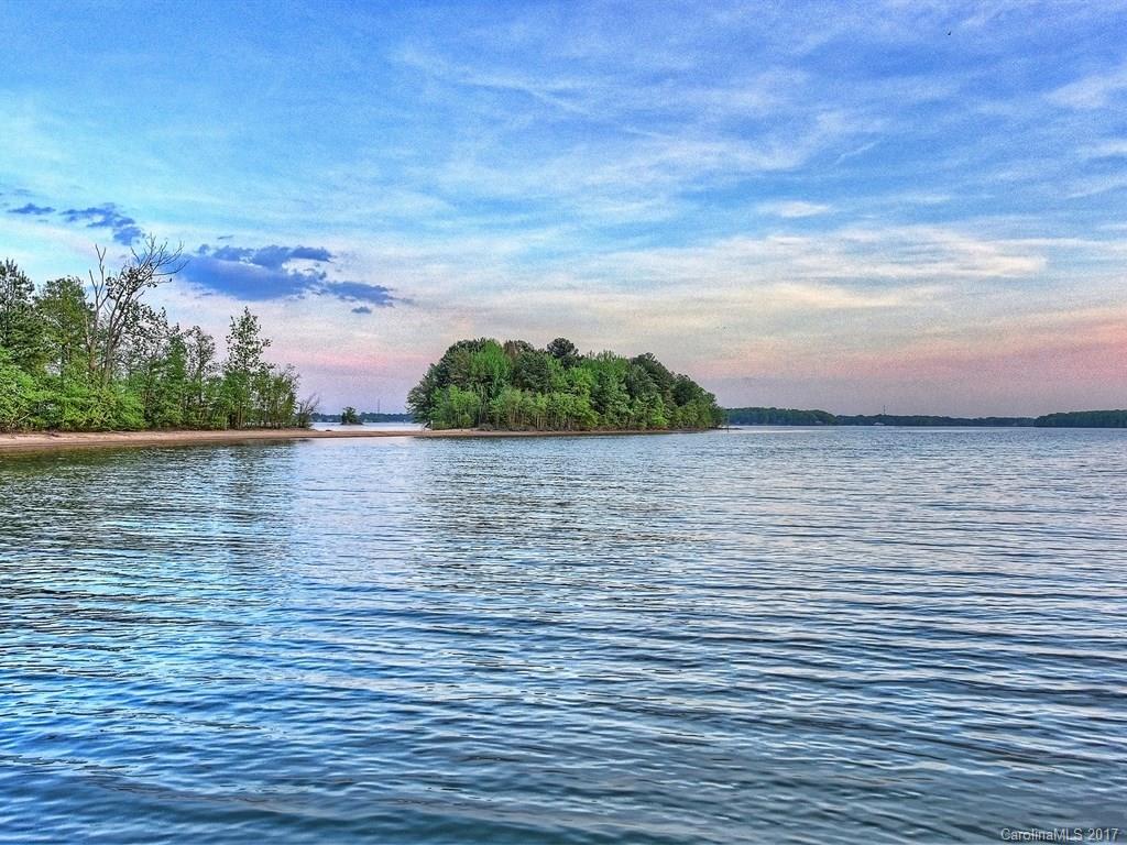 The Peninsula - Residential