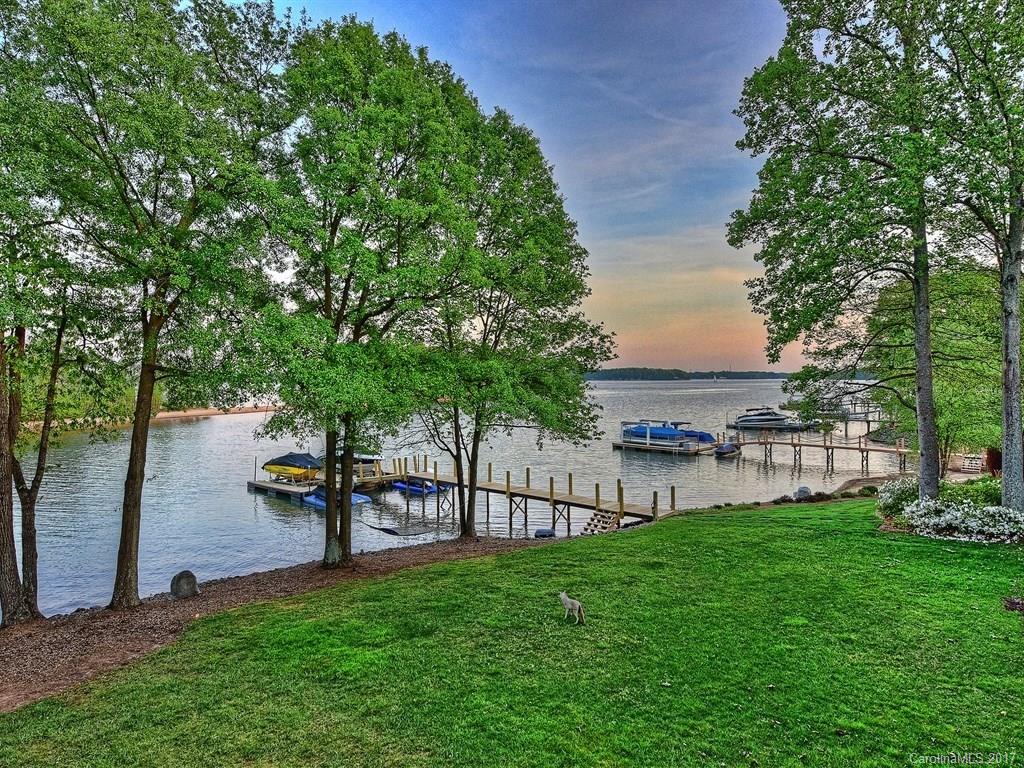 The Peninsula - Residential