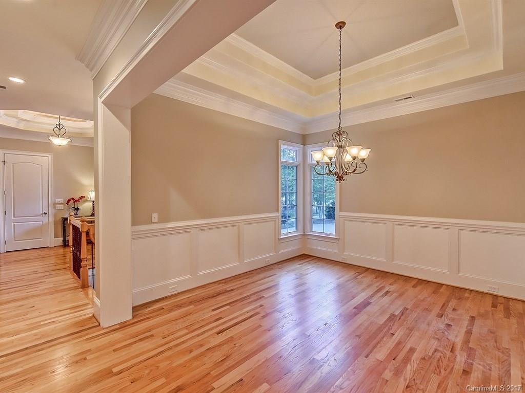 The Peninsula - Residential