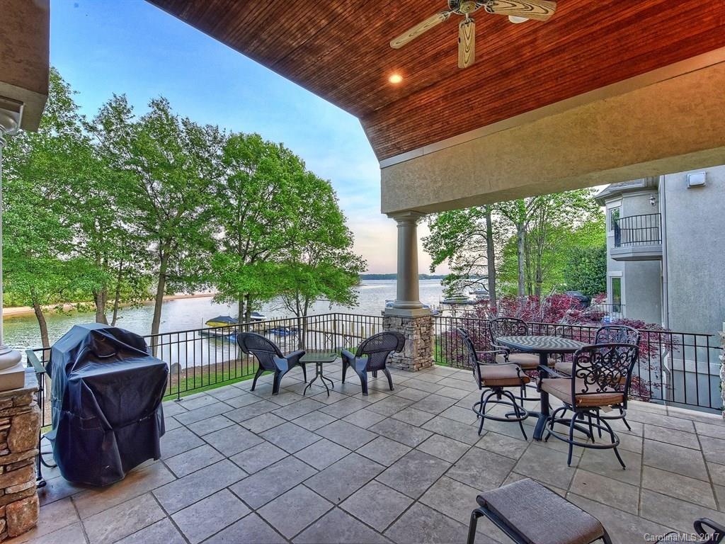 The Peninsula - Residential