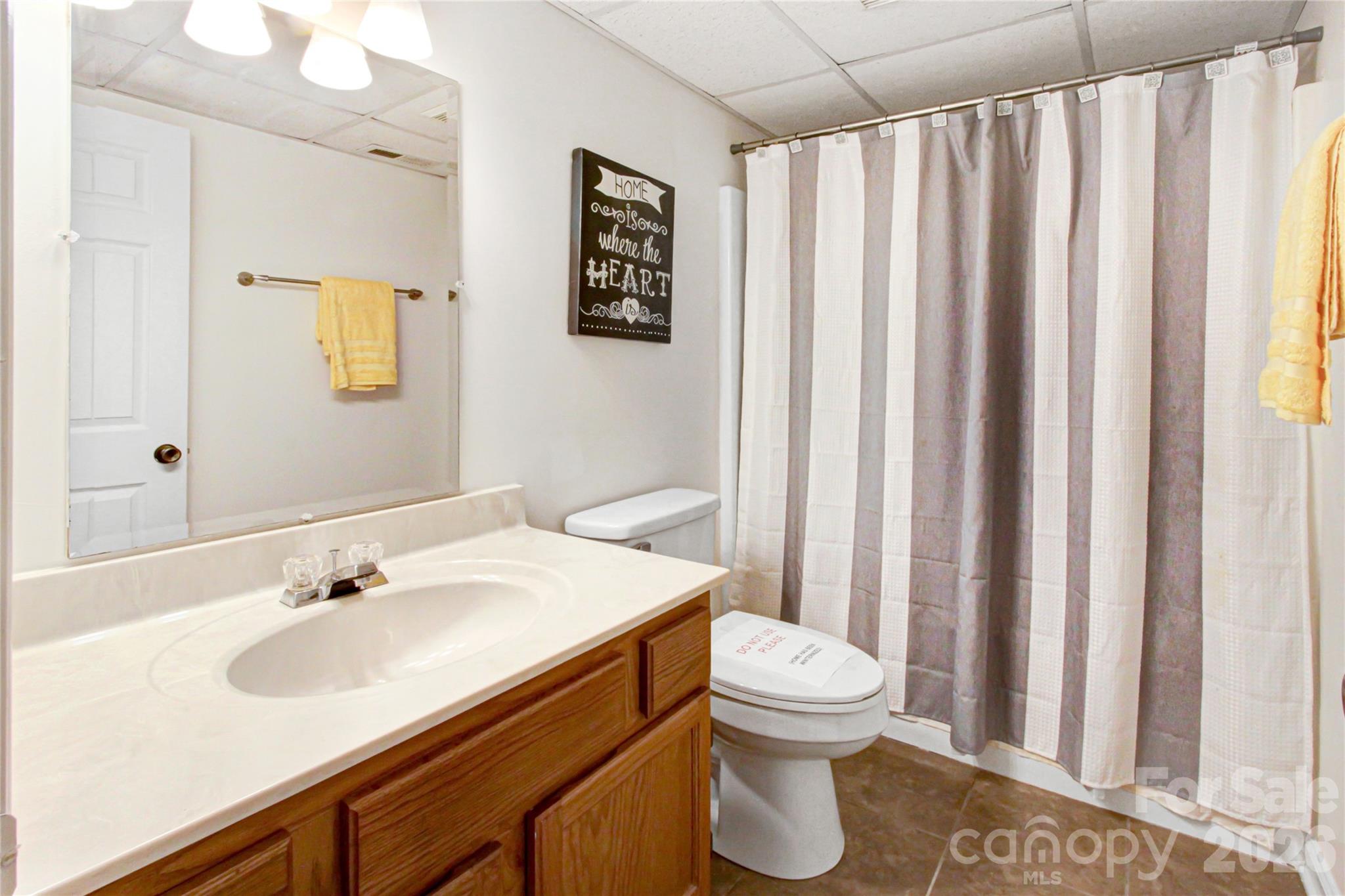 Toxaway Views Condominiuns - Residential