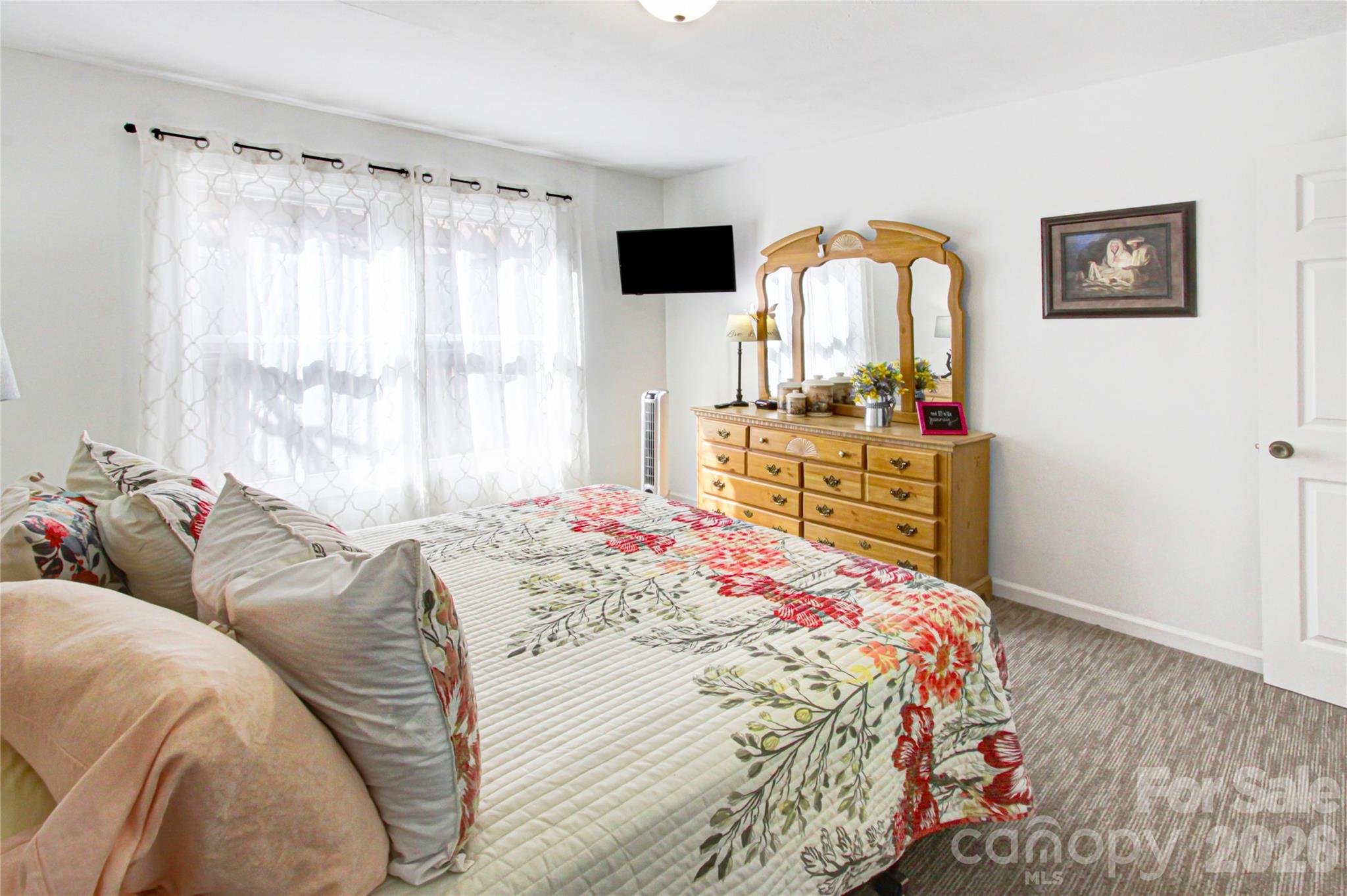 Toxaway Views Condominiuns - Residential