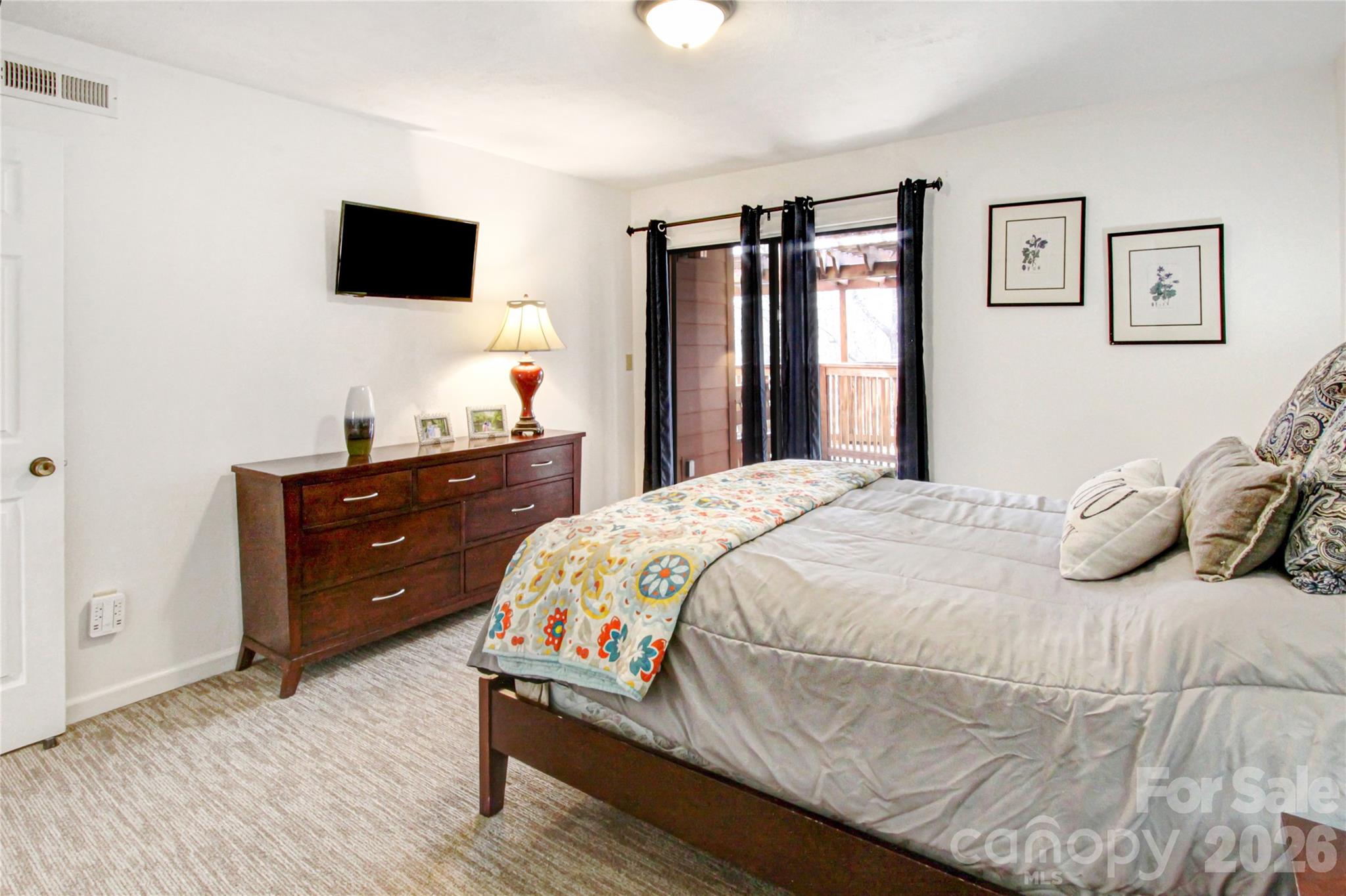 Toxaway Views Condominiuns - Residential