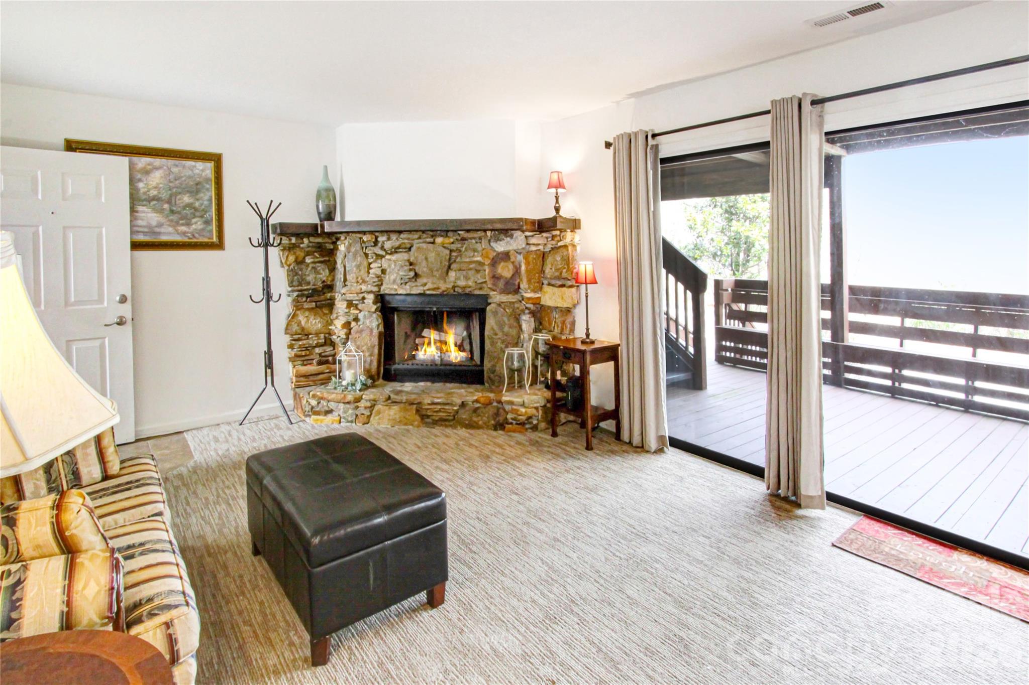 Toxaway Views Condominiuns - Residential