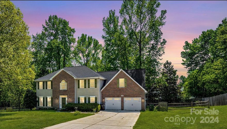 Step into this stunning residence nestled in a serene cul-de-sac setting! Perfect for hosting gatherings, the expansive layout features a generously-sized kitchen with an impressive island, seamlessly transitioning into the welcoming family room. Additionally, the main floor offers ample space for formal dining and a dedicated office area. Upstairs, indulge in the rarity of FIVE spacious bedrooms alongside a remarkable bonus room too! The luxuriously renovated full bathroom adds a great touch of sophistication. Retreat to the oversized primary suite, complete with a gorgeous tiled bathroom and huge walk in closet. Outside, your own private retreat awaits in the vast, fully fenced backyard, featuring a deck, sprawling flat lawn, charming fire pit, and convenient storage shed. Enjoy the proximity to grocery stores, retail outlets, major thoroughfares, and hospitals, ensuring effortless day-to-day living.