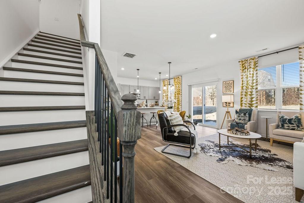 Charlotte, North Carolina 28269, United States, 4 Bedrooms Bedrooms, ,3 BathroomsBathrooms,Residential,Active,3266