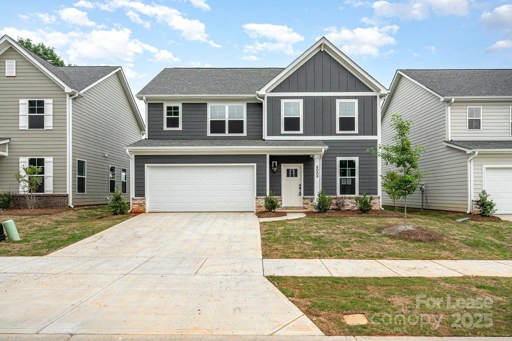 Charlotte, North Carolina 28269, United States, 4 Bedrooms Bedrooms, ,3 BathroomsBathrooms,Residential,Active,3266