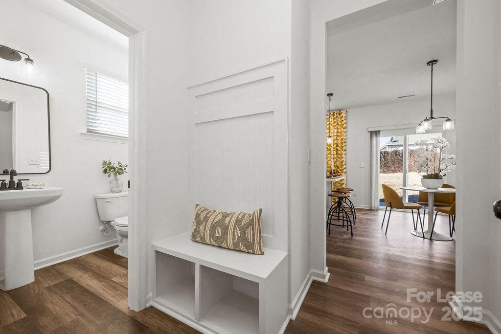 Charlotte, North Carolina 28269, United States, 4 Bedrooms Bedrooms, ,3 BathroomsBathrooms,Residential,Active,3266