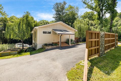 506 Hiawassee Avenue Black Mountain NC 28711
