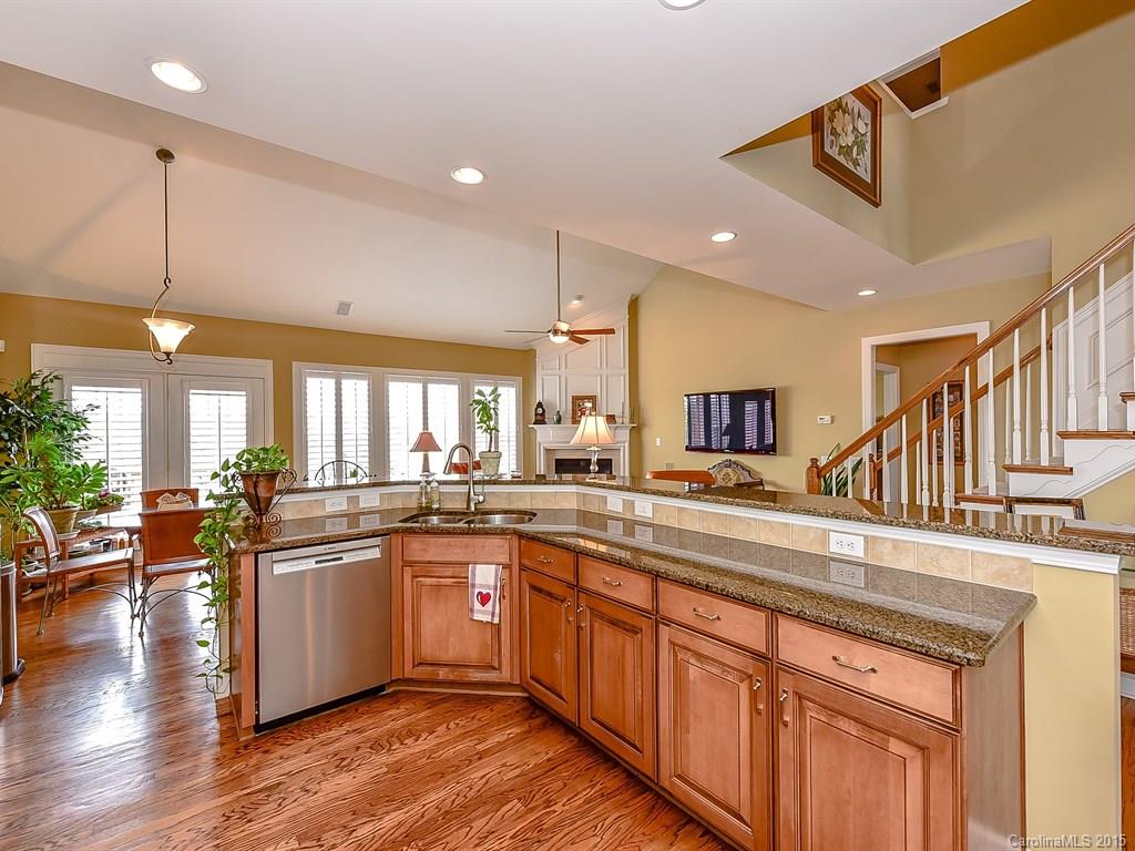 Ivy Ridge At Ballantyne - Residential