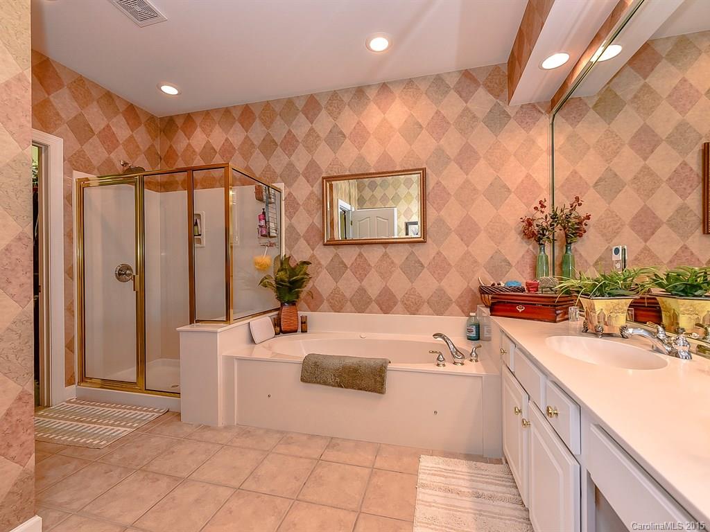 Ivy Ridge At Ballantyne - Residential