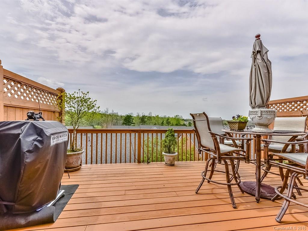 Ivy Ridge At Ballantyne - Residential