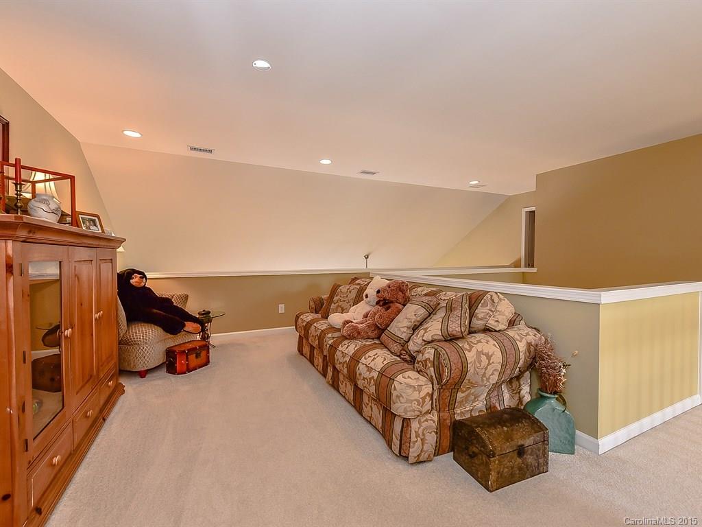 Ivy Ridge At Ballantyne - Residential