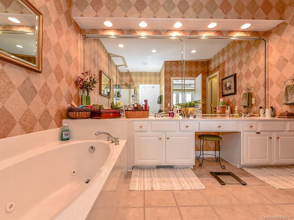 Ivy Ridge At Ballantyne - Residential