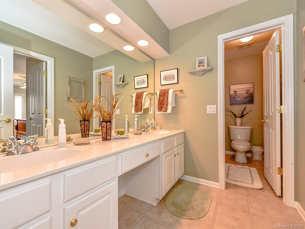 Ivy Ridge At Ballantyne - Residential