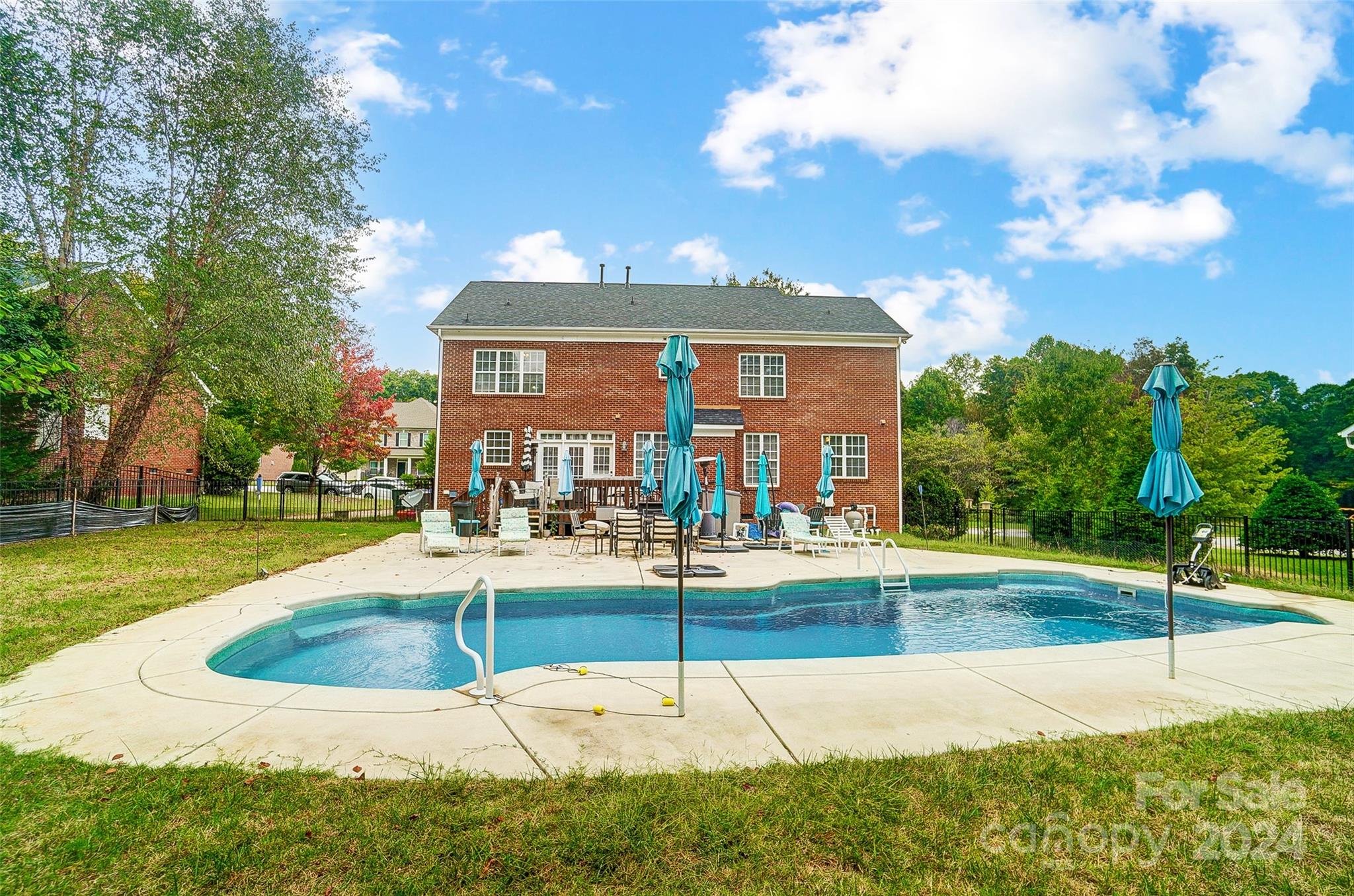 Foxfield - Residential