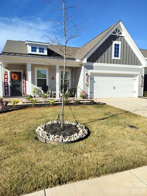 Photo of 138 Pampas Place, Statesville, NC 28625 (MLS # 4431149)
