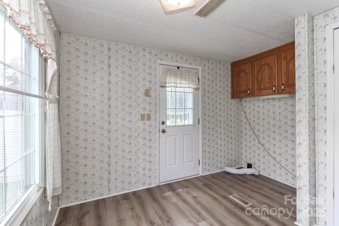 385 Deerchase Circle