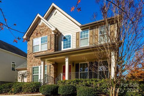 A home in Huntersville