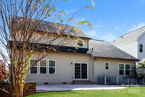 A home in Huntersville