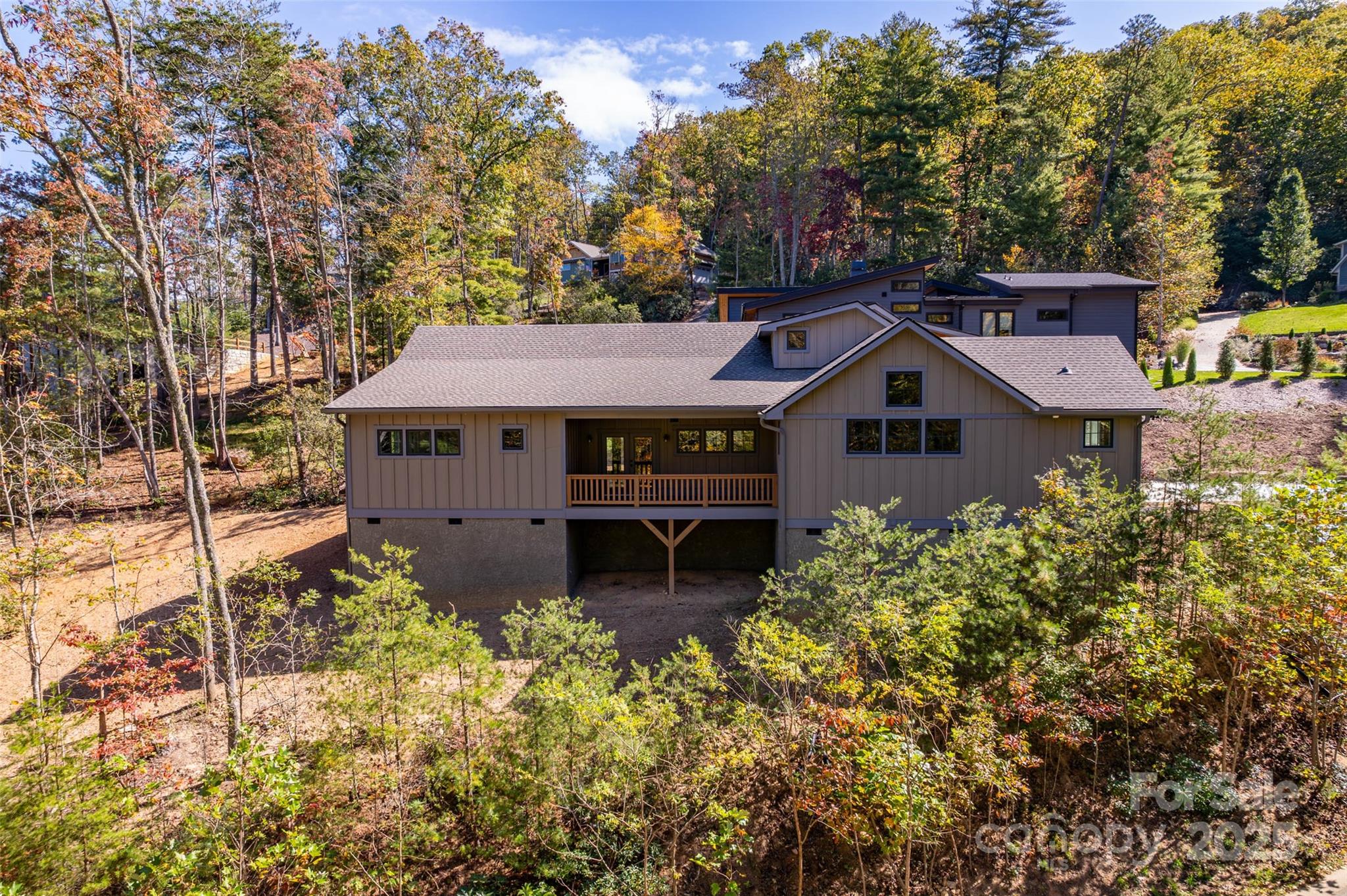 48 Crossings Circle