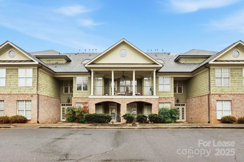 Photo of 1117 Park West Drive, Charlotte, NC 28209 (MLS # 4327950)