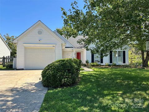 3900 Canterbrook Drive Charlotte NC 28269