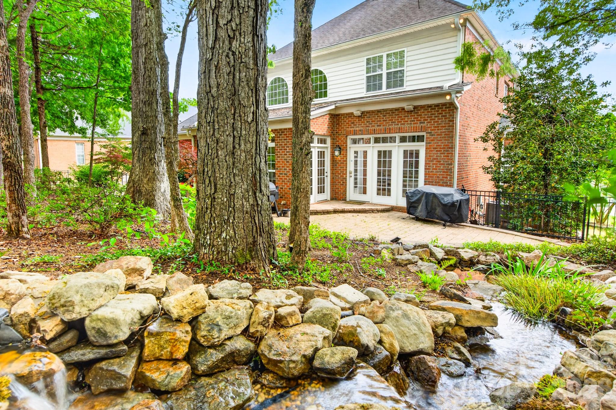 The Palisades - Residential