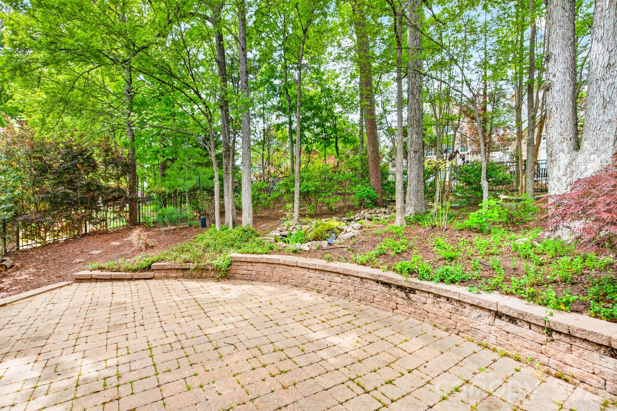 The Palisades - Residential