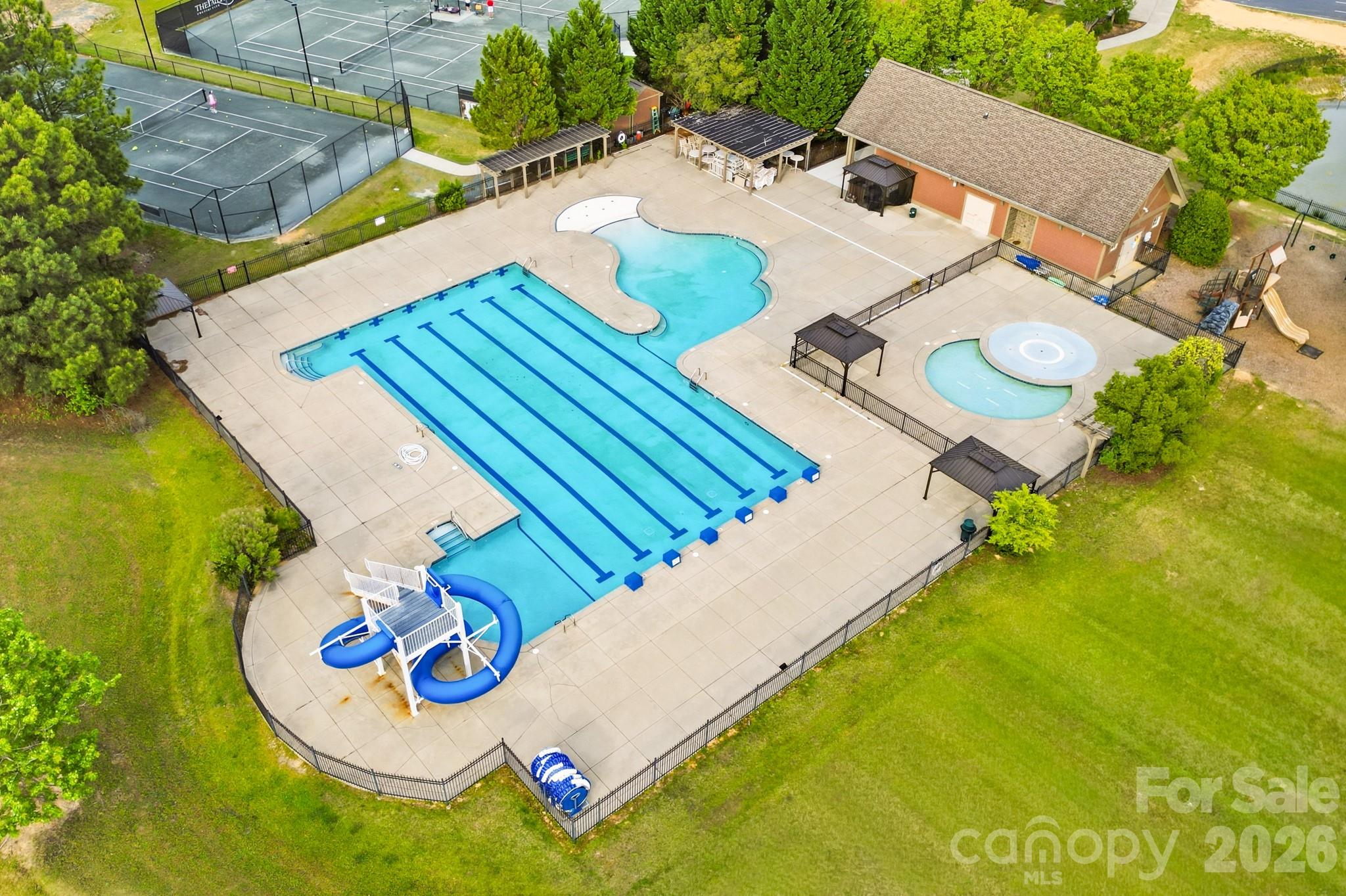 The Palisades - Residential