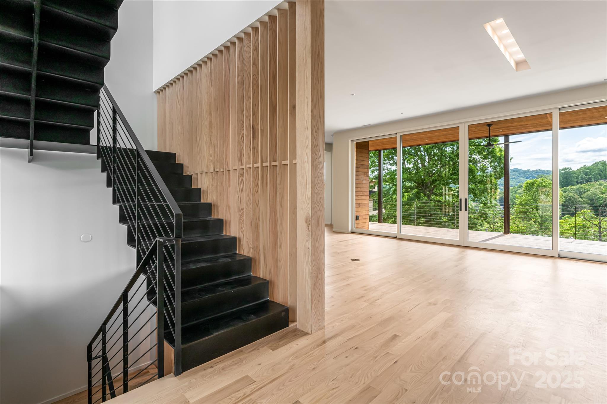 502 Wilma Dykeman Trail