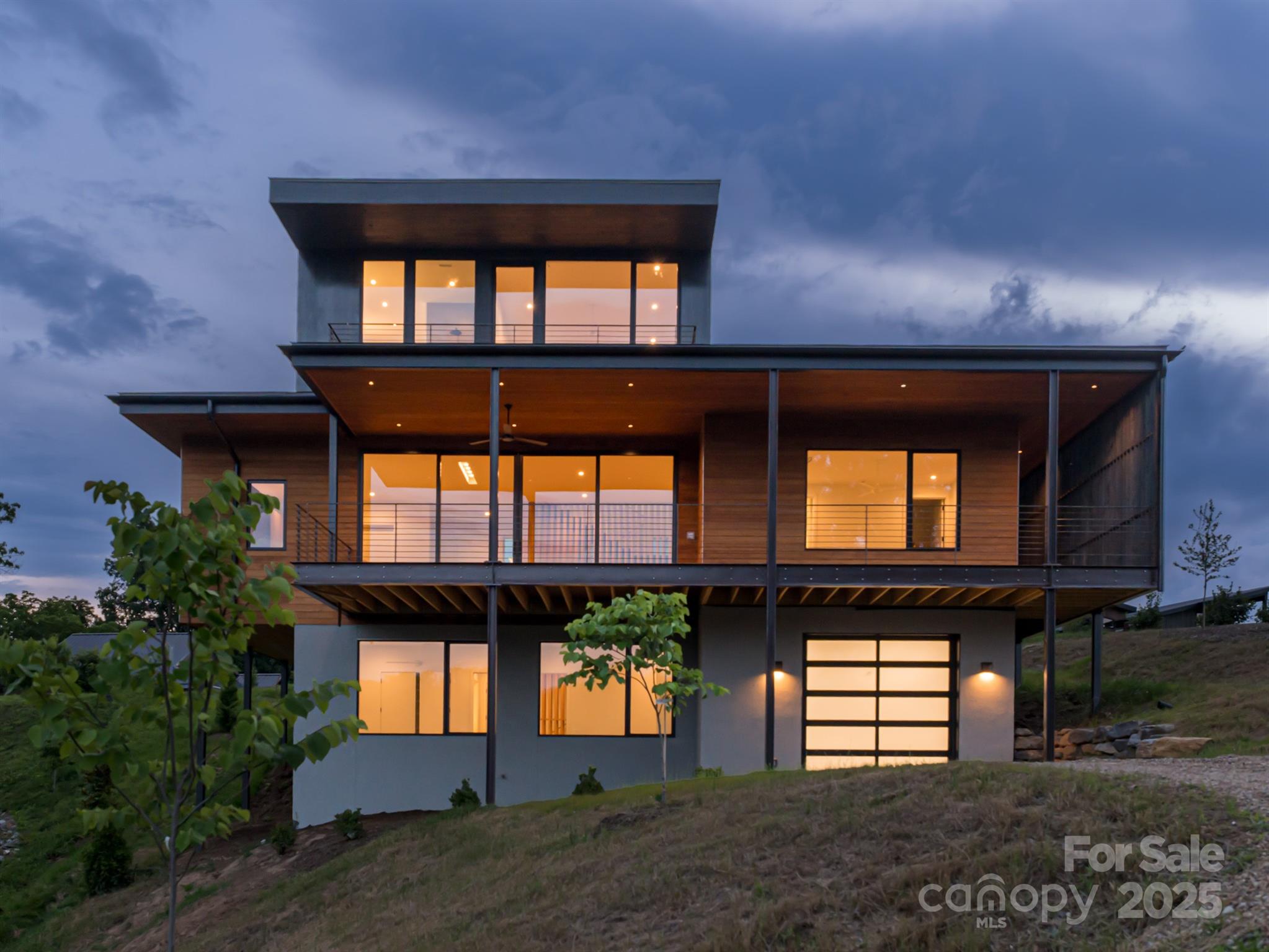 502 Wilma Dykeman Trail