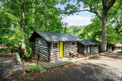 Photo of 15 and 16 Cottage Drive, Asheville, NC 28805 (MLS # 4392051)