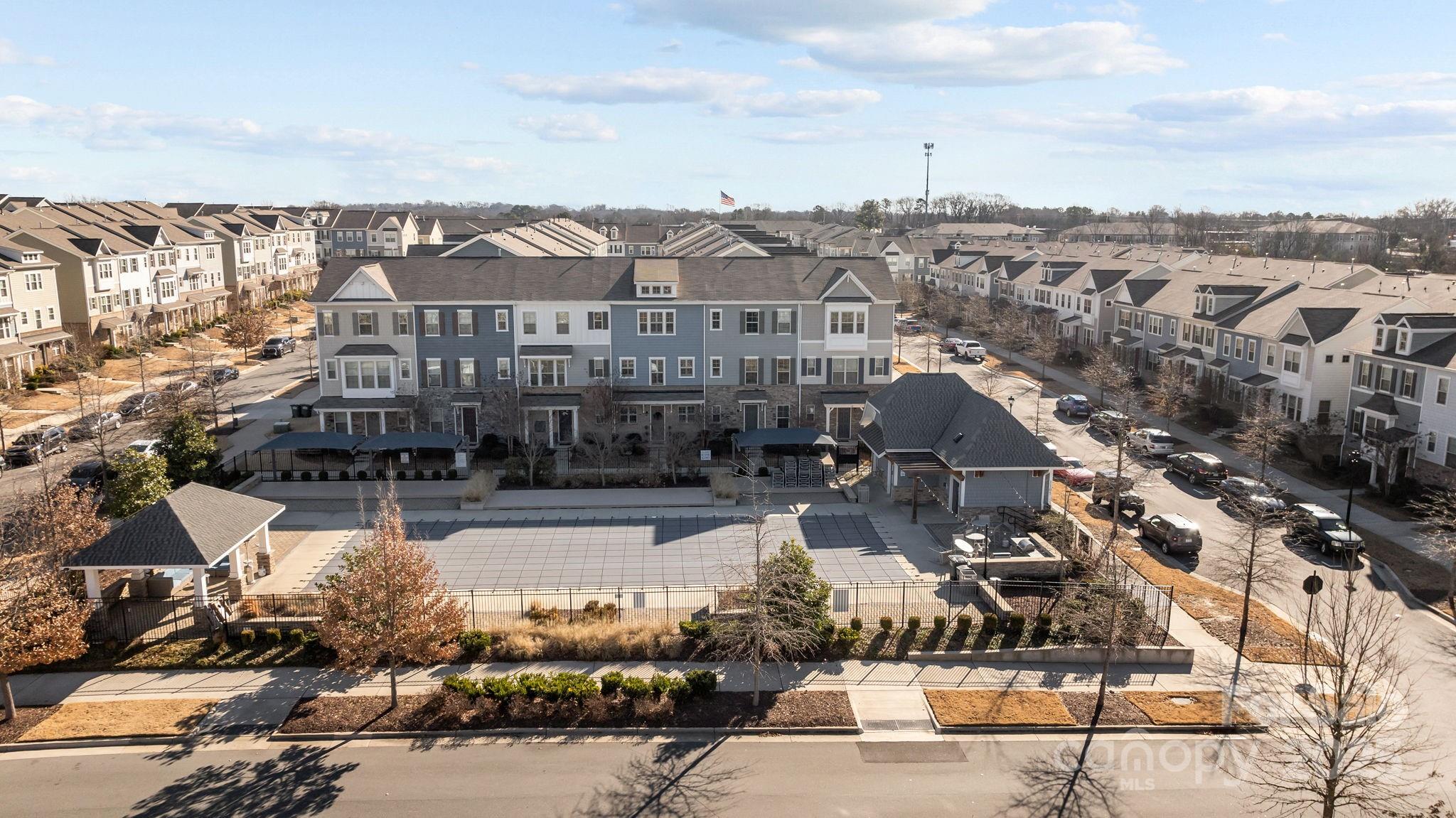 Hadley at Arrowood Station - Residential