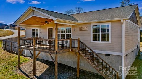 16 Mckena Hill Lane Candler NC 28715