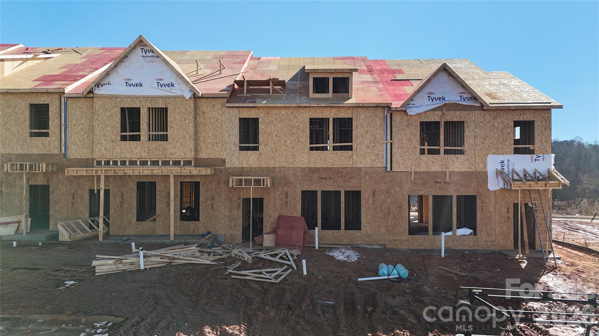 The Ridge at Sugar Creek - Residential