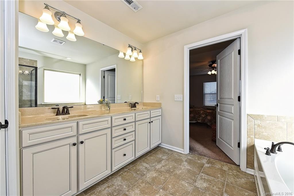 Audubon Lake - Residential