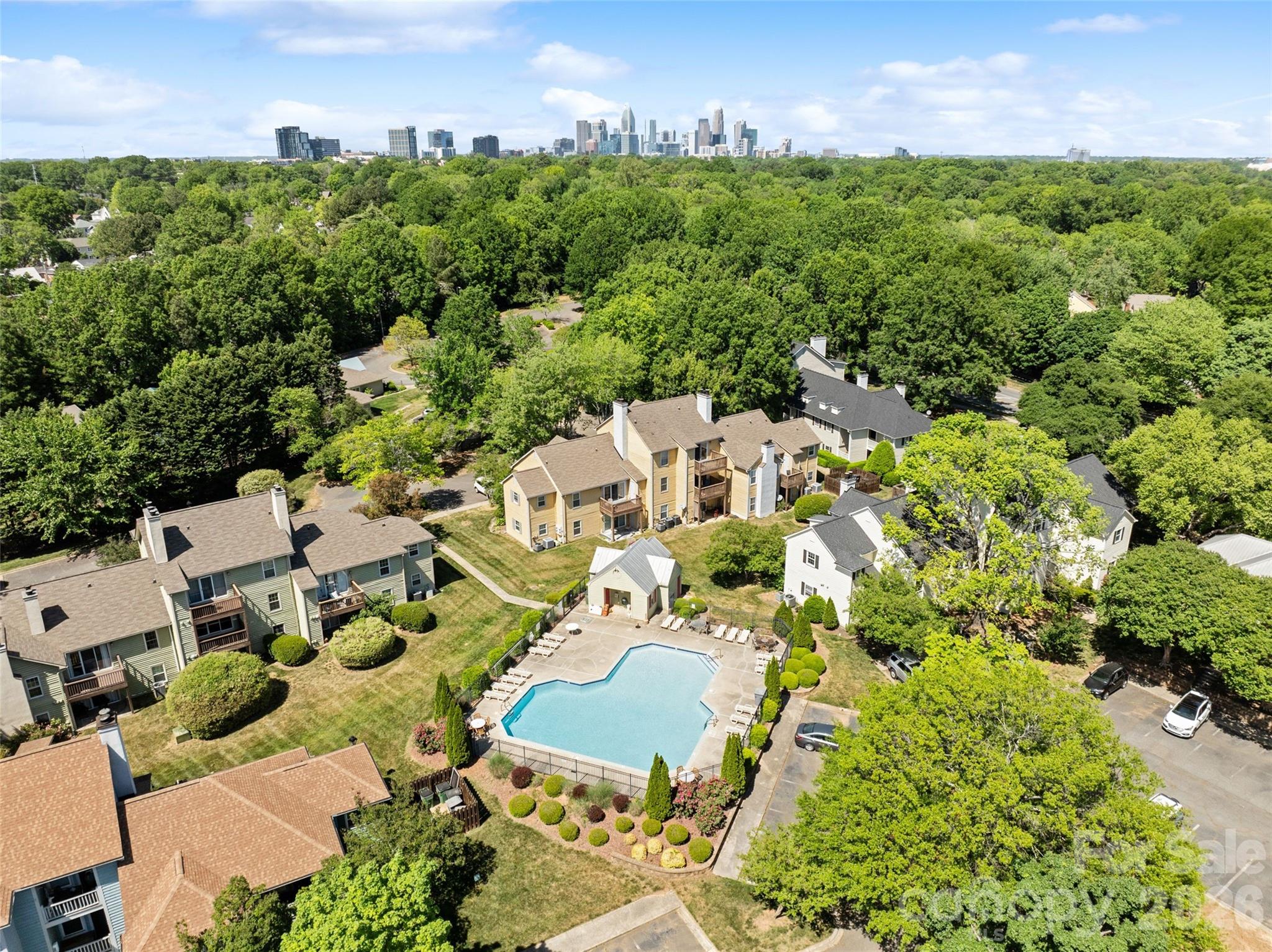 Hunters Run - Residential
