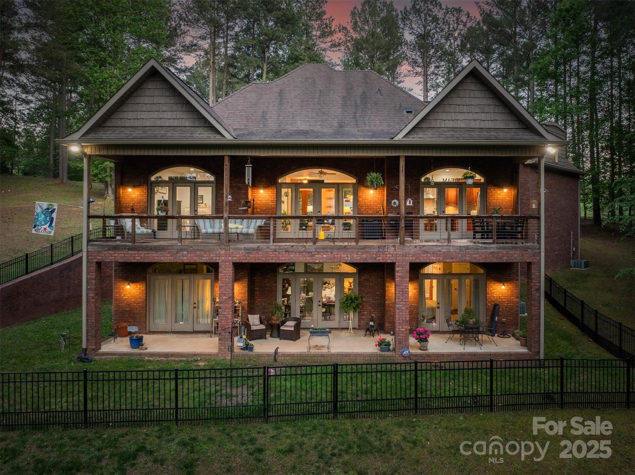 2163 W Paradise Harbor Drive