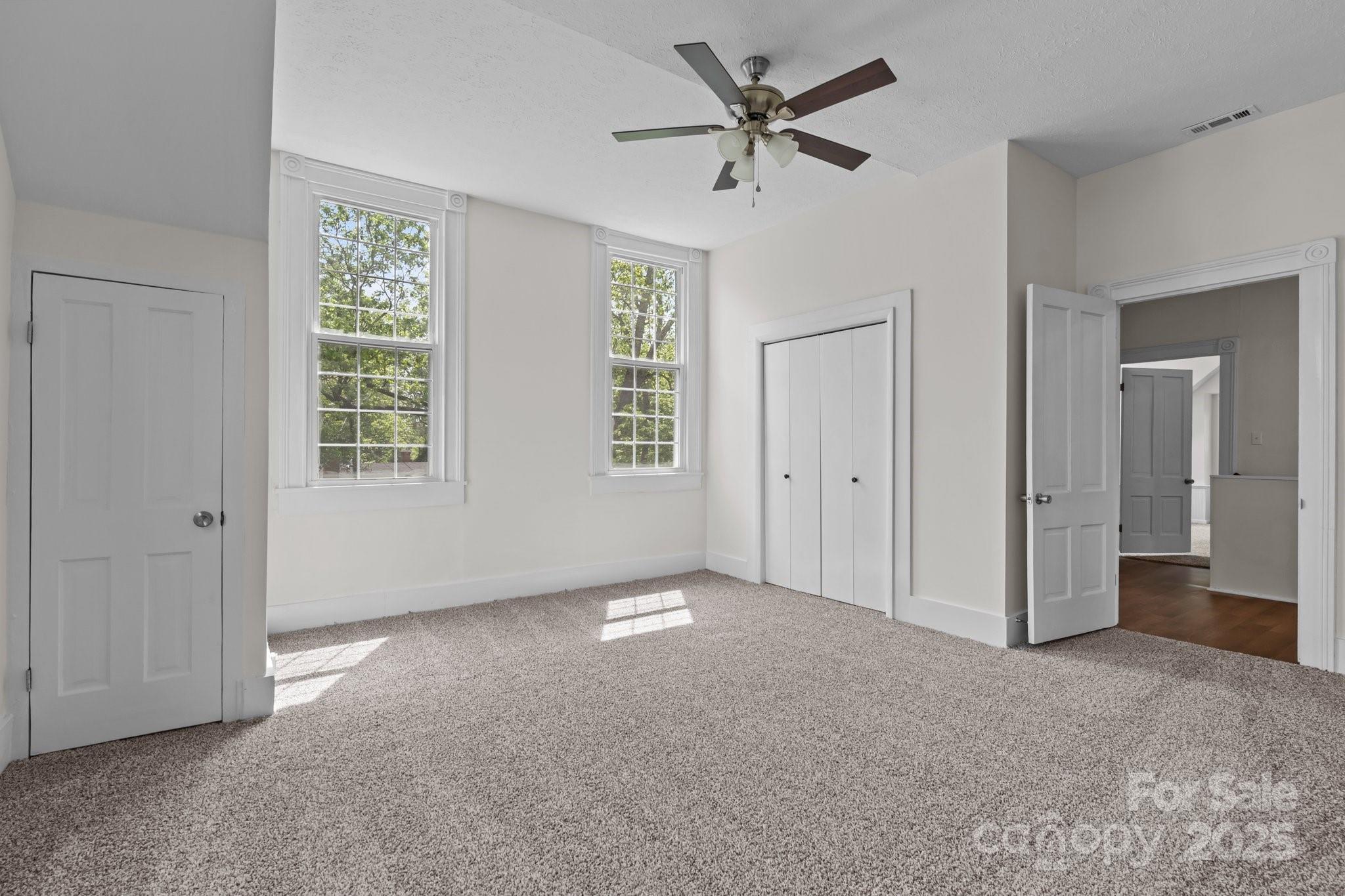 301 W Central Street