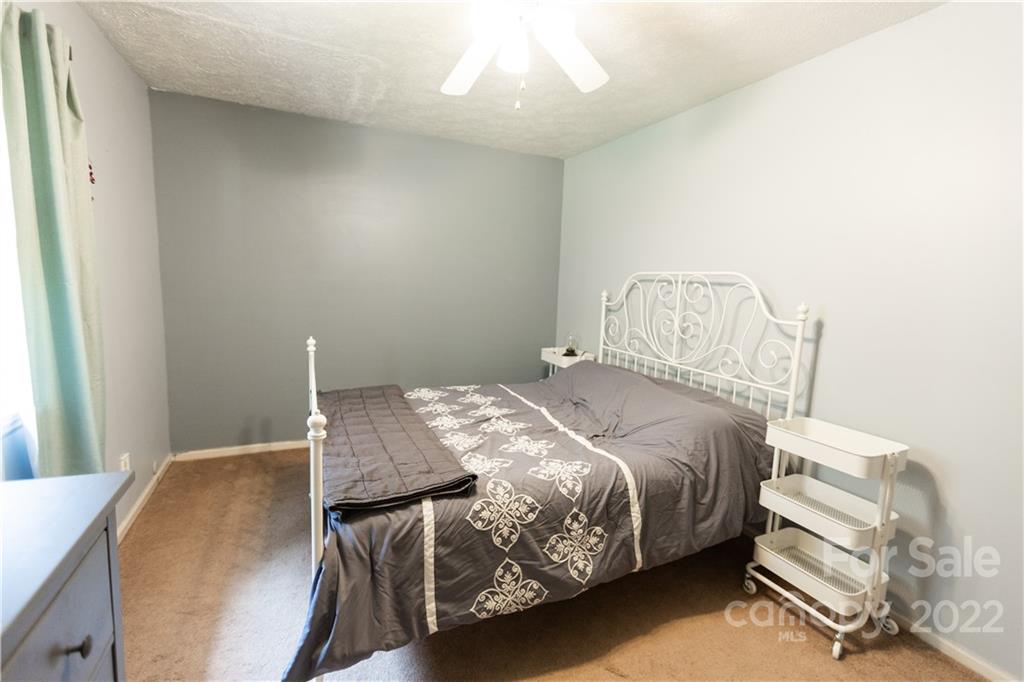 Corn Mtn Estates - Residential