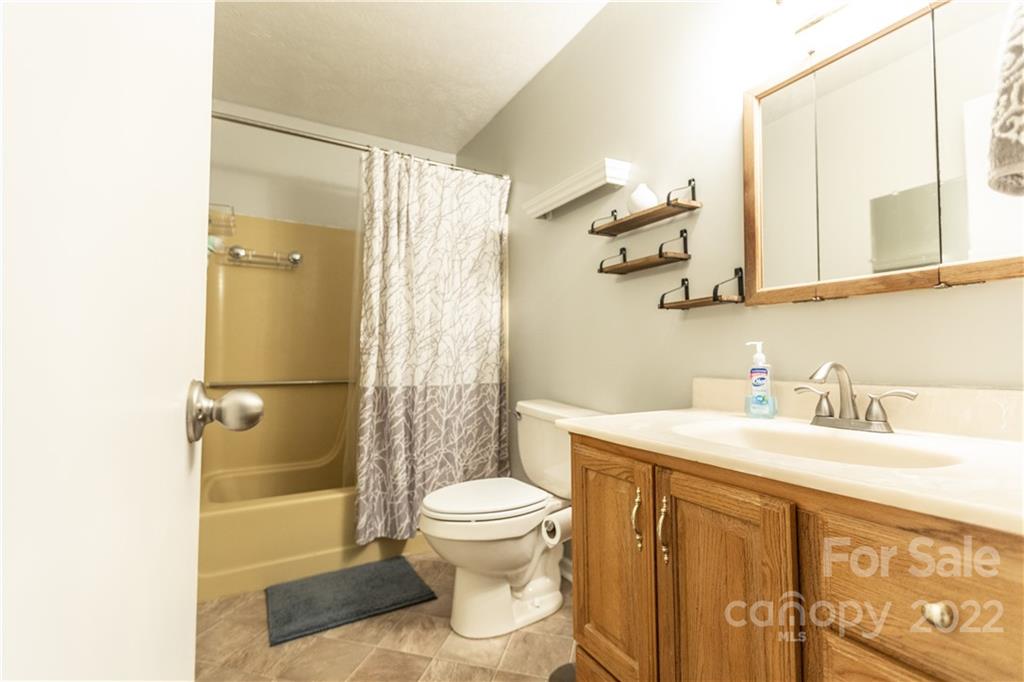 Corn Mtn Estates - Residential