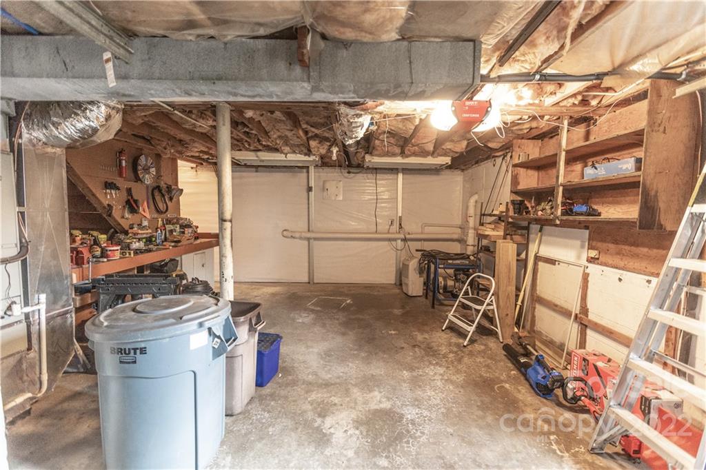 Corn Mtn Estates - Residential