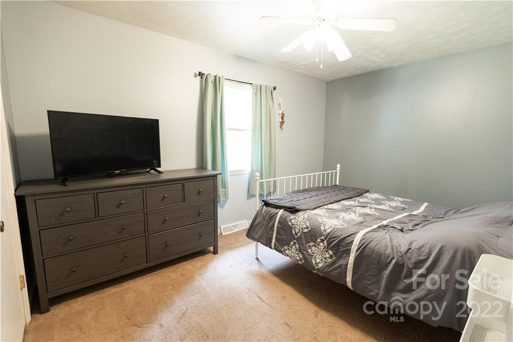 Corn Mtn Estates - Residential