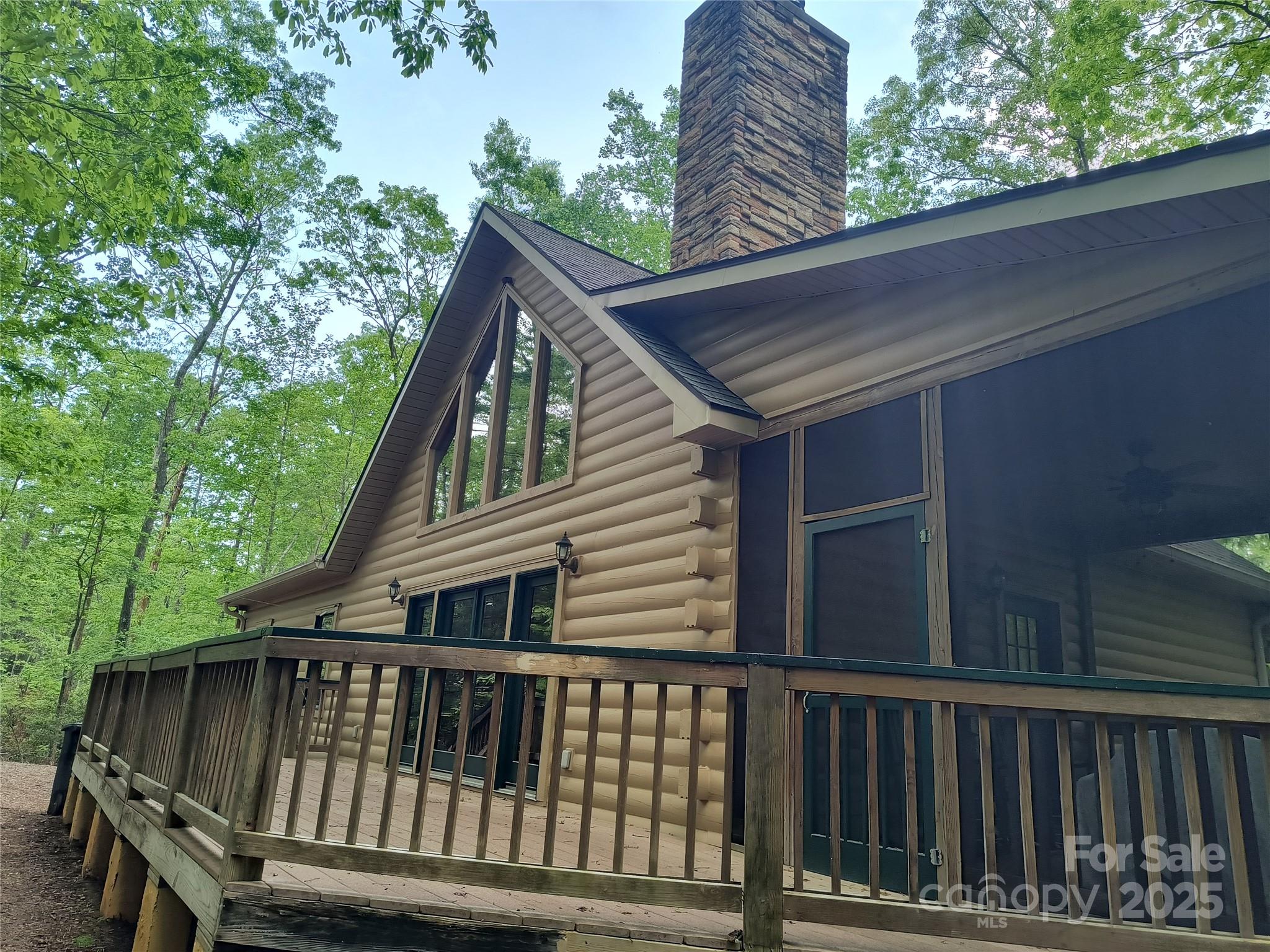 240 Ravenswood Road